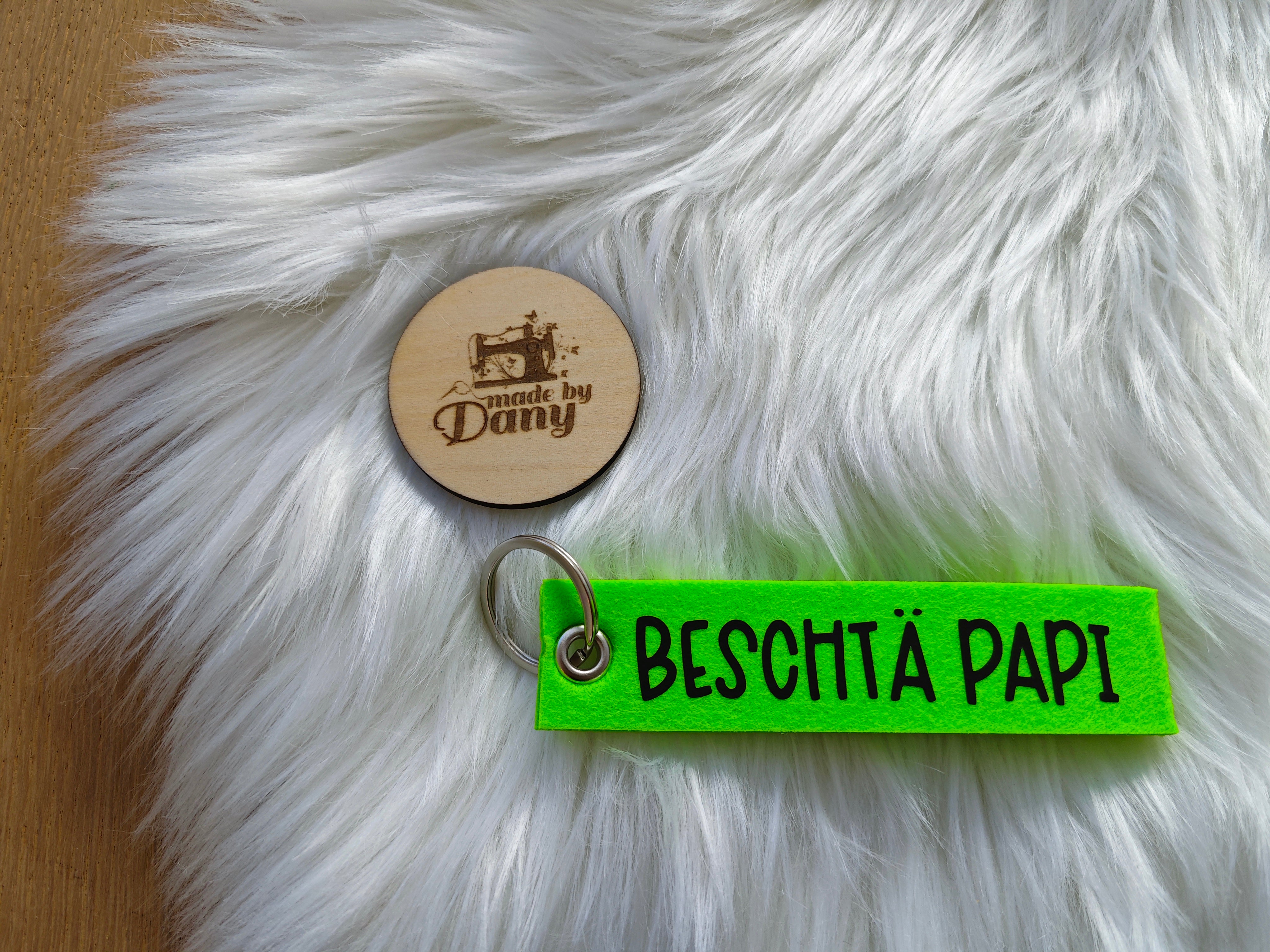 Filz Schlüsselanhänger Beschtä Papi- hellgrün