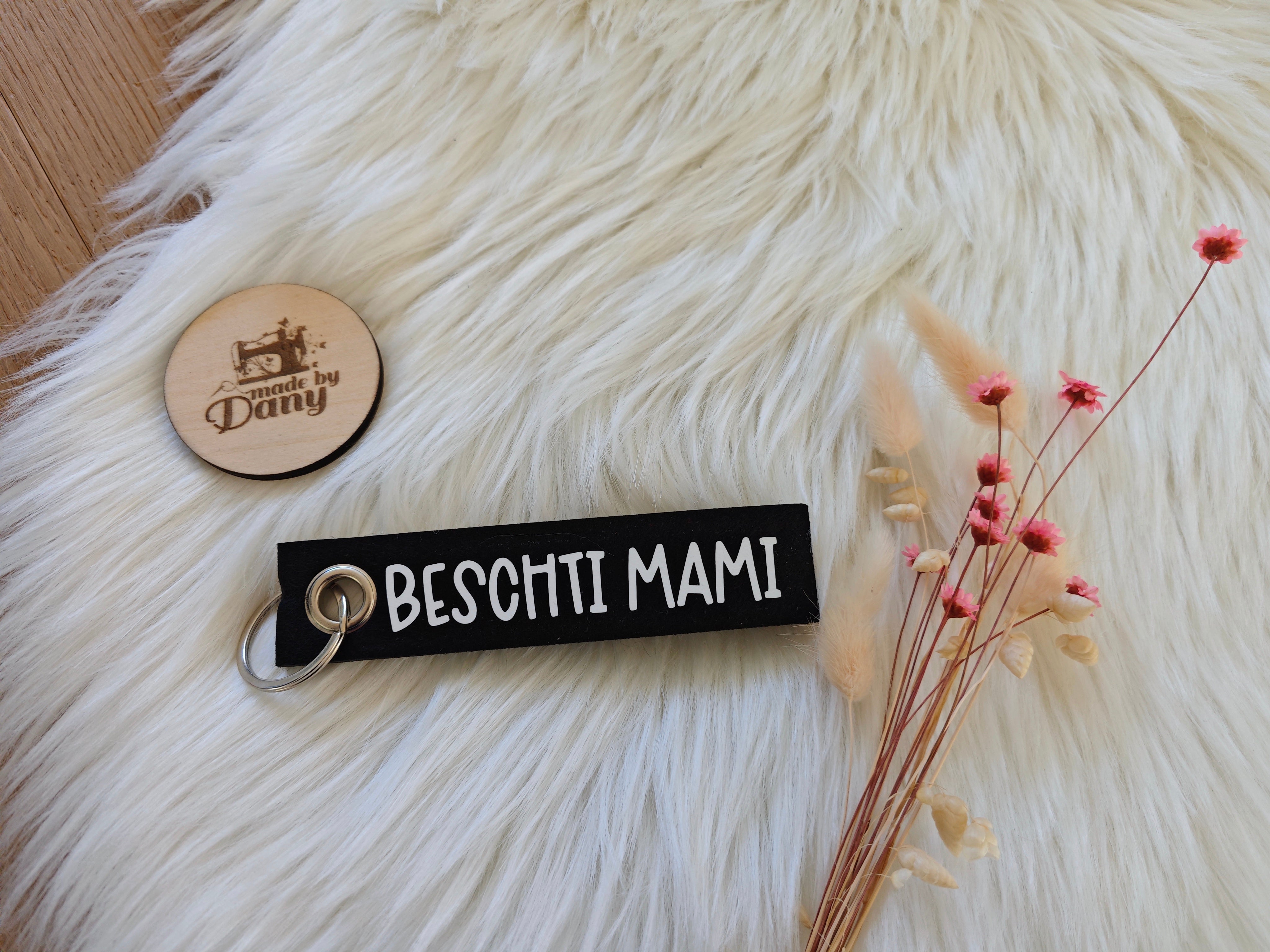Filz Schlüsselanhänger Beschti Mami - schwarz