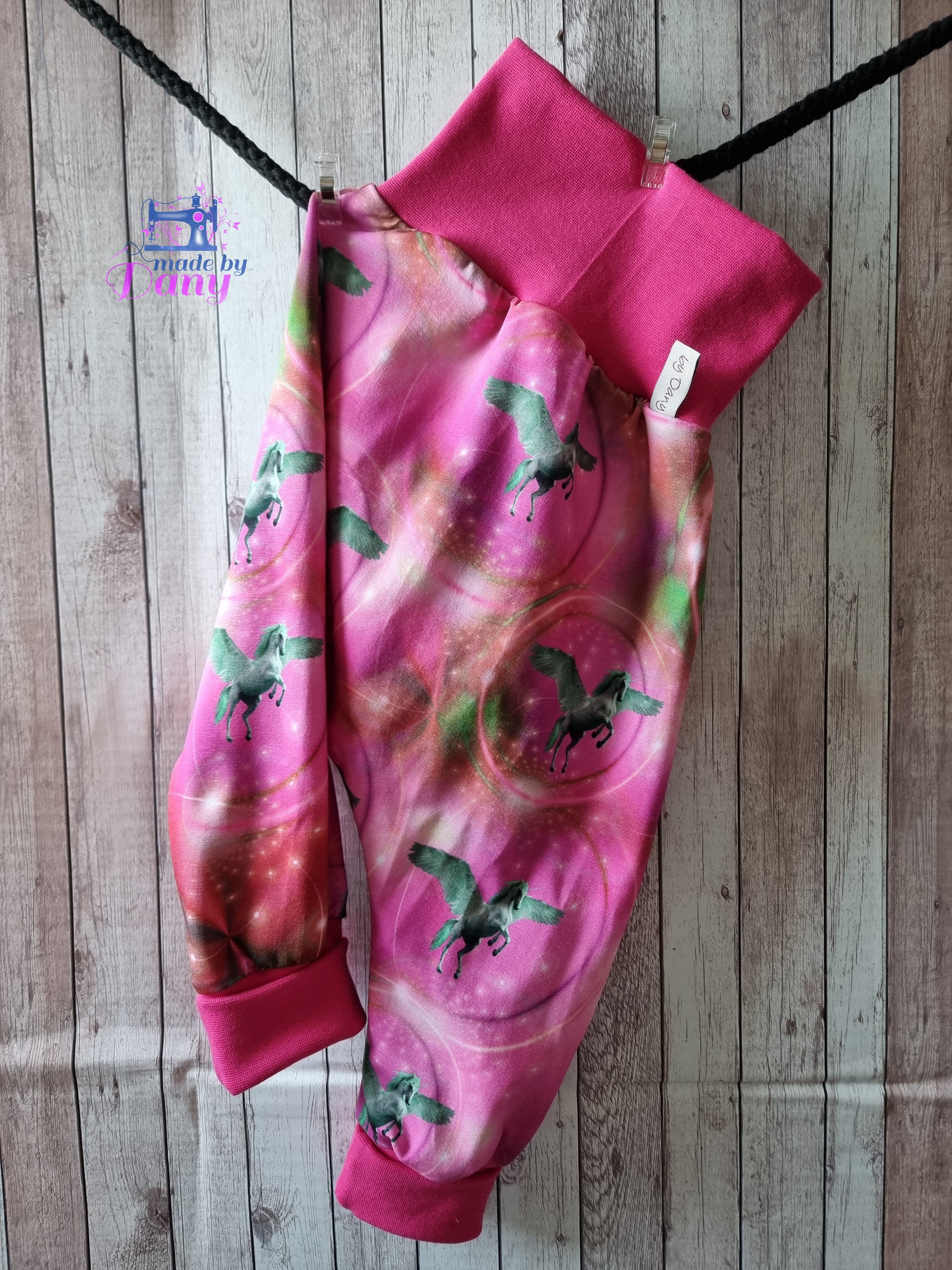 Set flying Unicorn 1x Pumphose lang (92/98) & 1x Pullover (98)