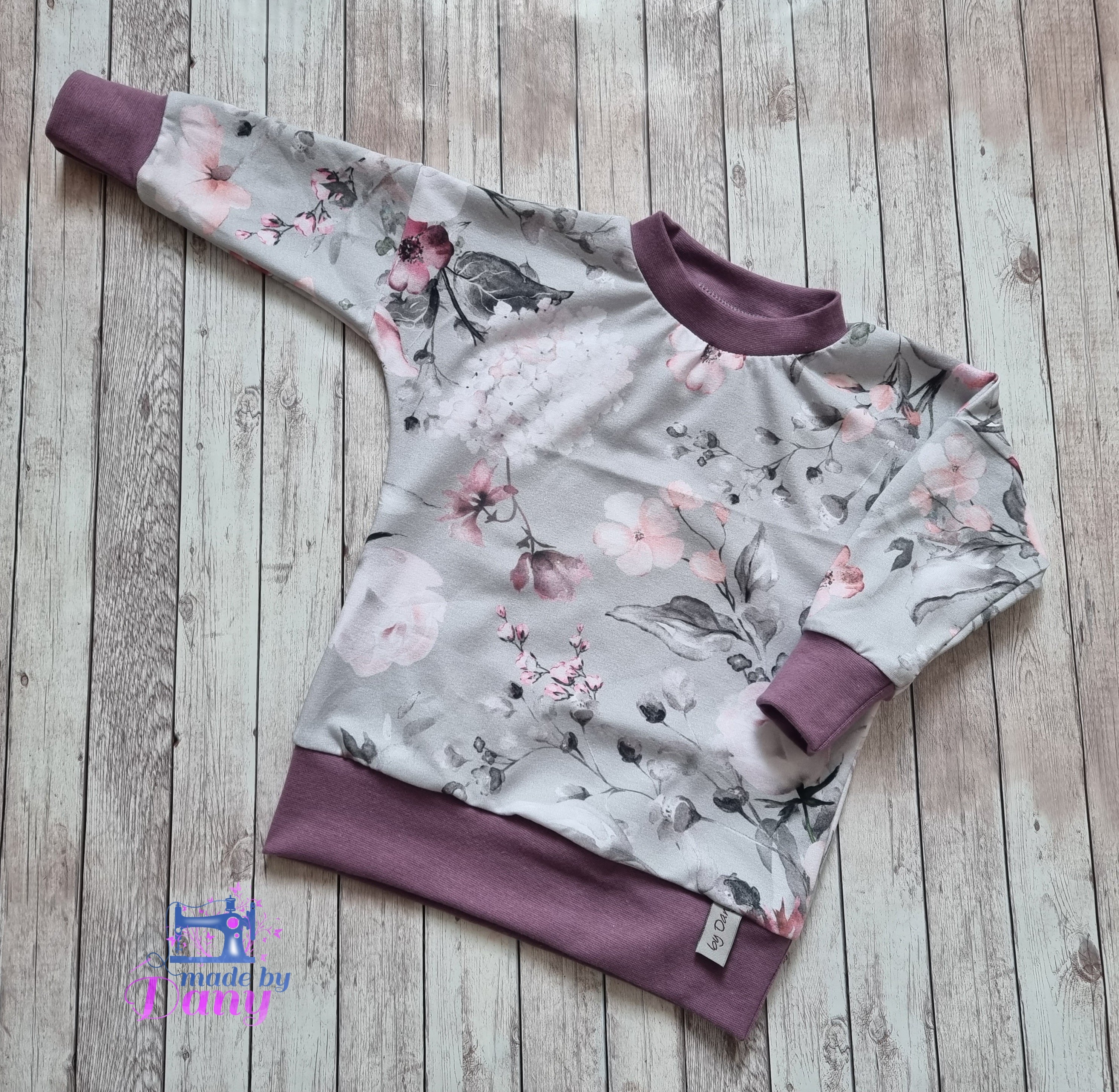 Pullover Blumengemälde grau 80