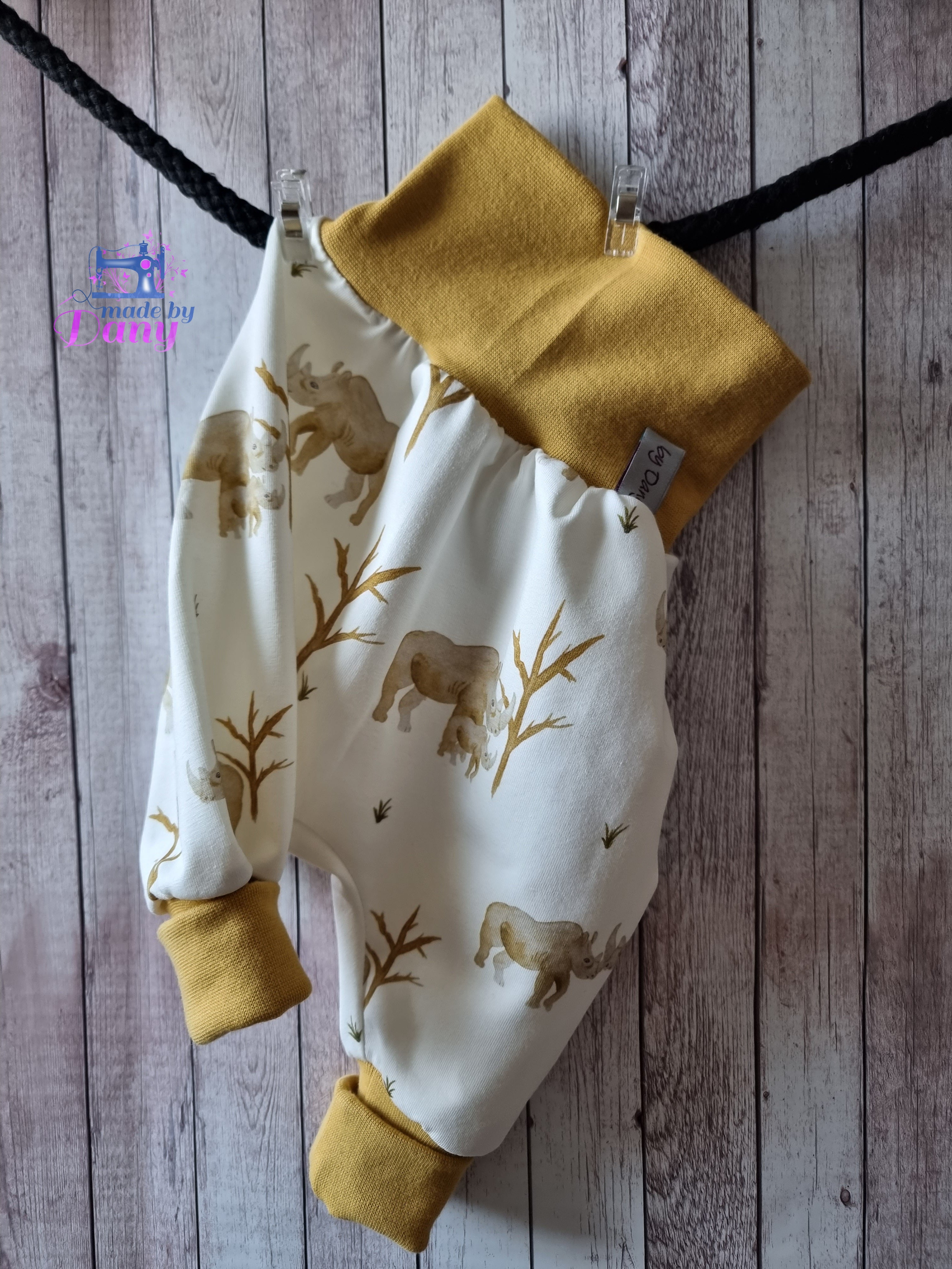 Set Nashorn mit Baby 1x Pumphose lang (62/68) & 1x Pullover (68)