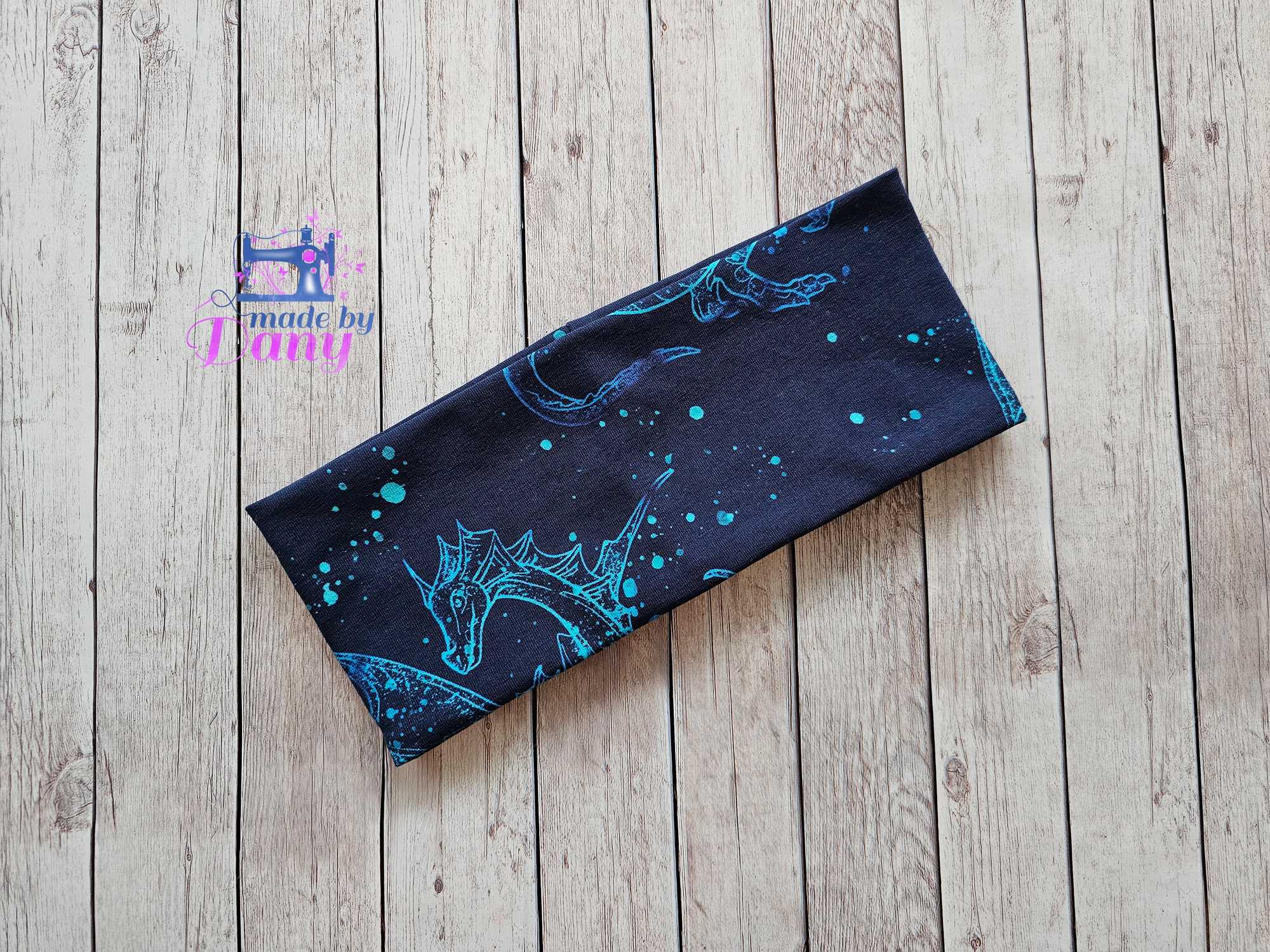 Stirnband Drachen auf dunkelblau ca. 51-52 cm