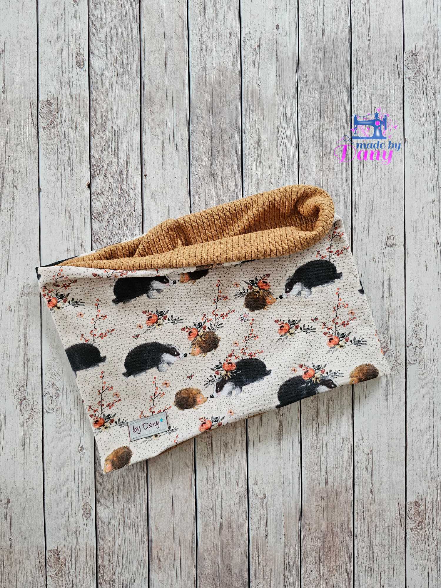 wende Loop Dachs und Igel, ocker ca. 48 cm