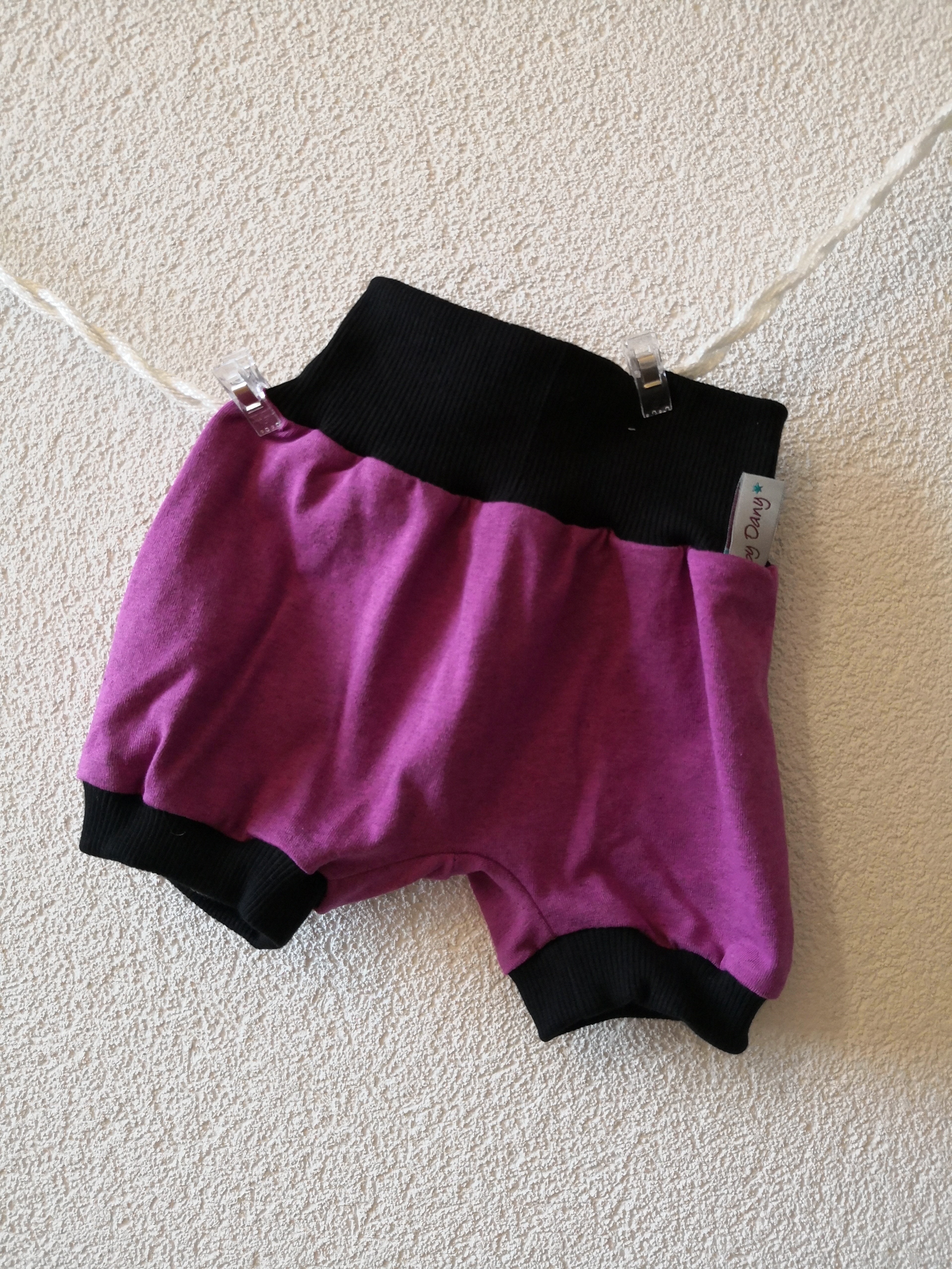 Pumphosen Kurz violett/schwarz 56/62