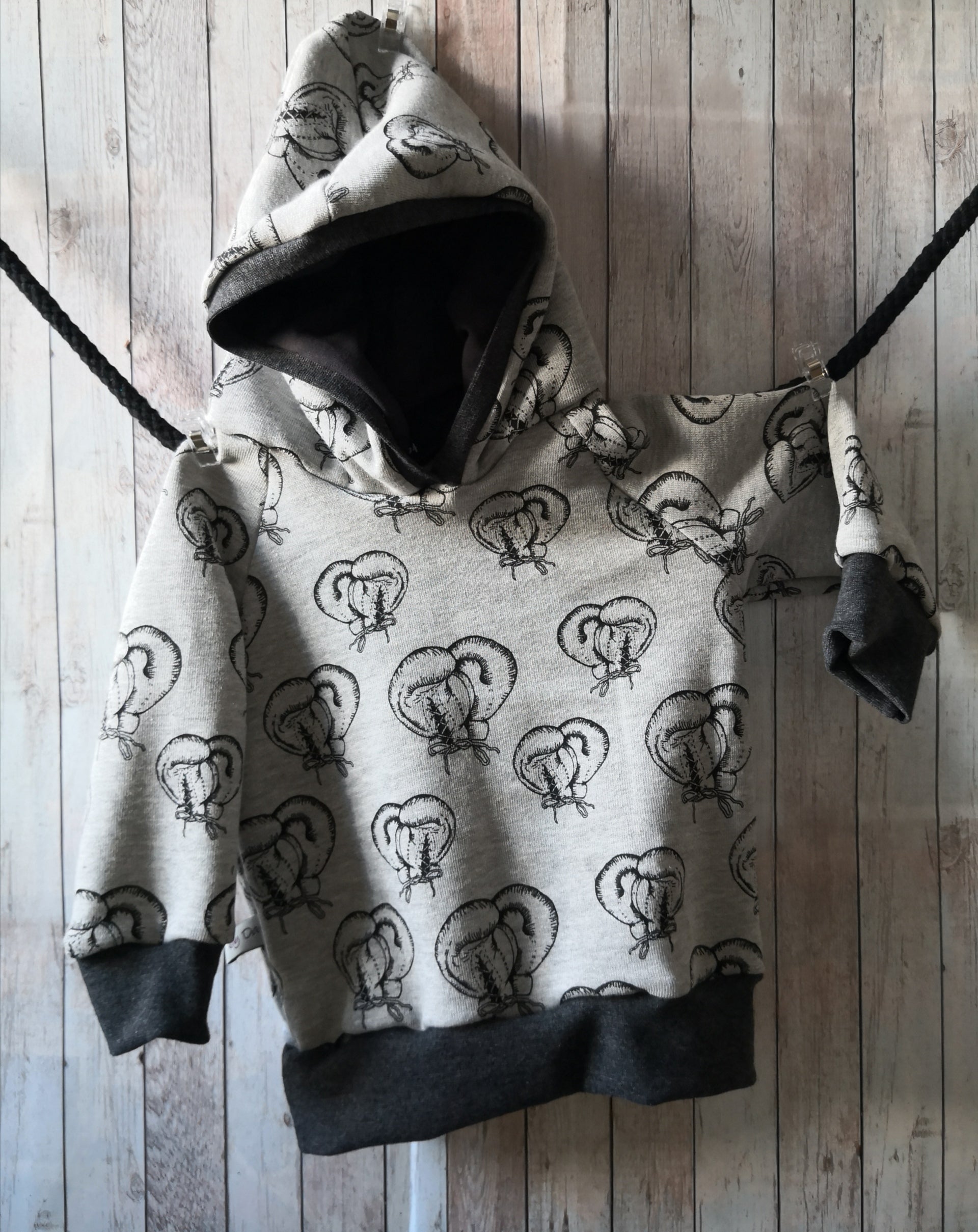 Kapuzenpullover Boxhandschuh 74