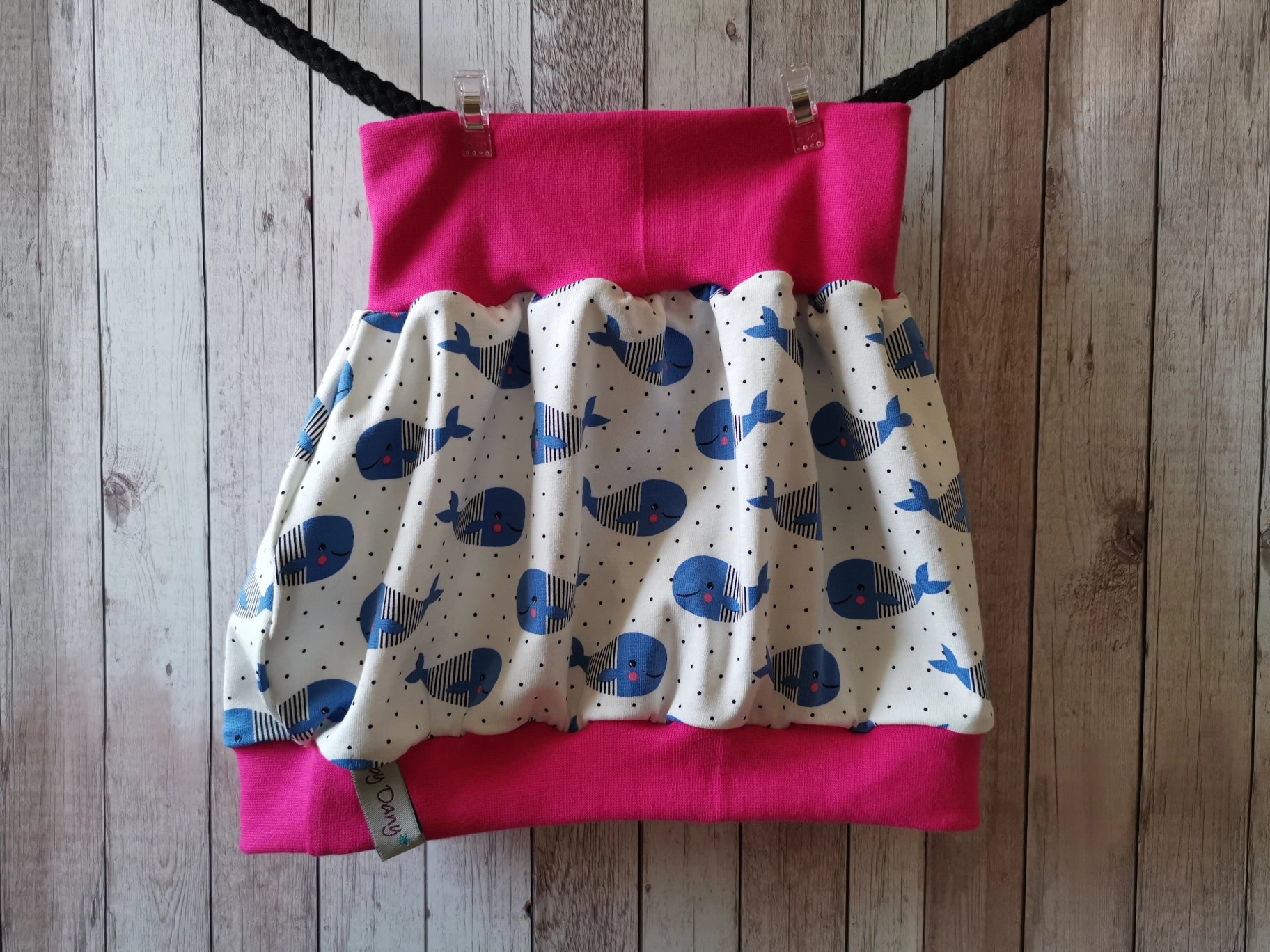 Ballonrock Wal auf weiss 92