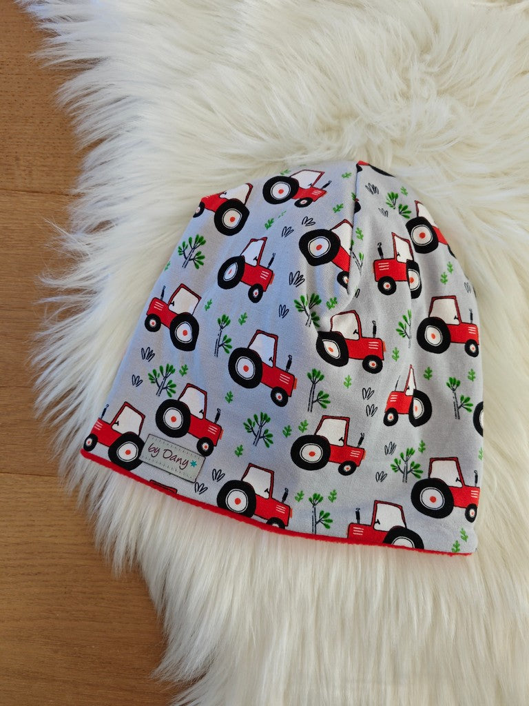 Beanie innen gefüttert rot Traktoren satingrau ca. 50-52 cm