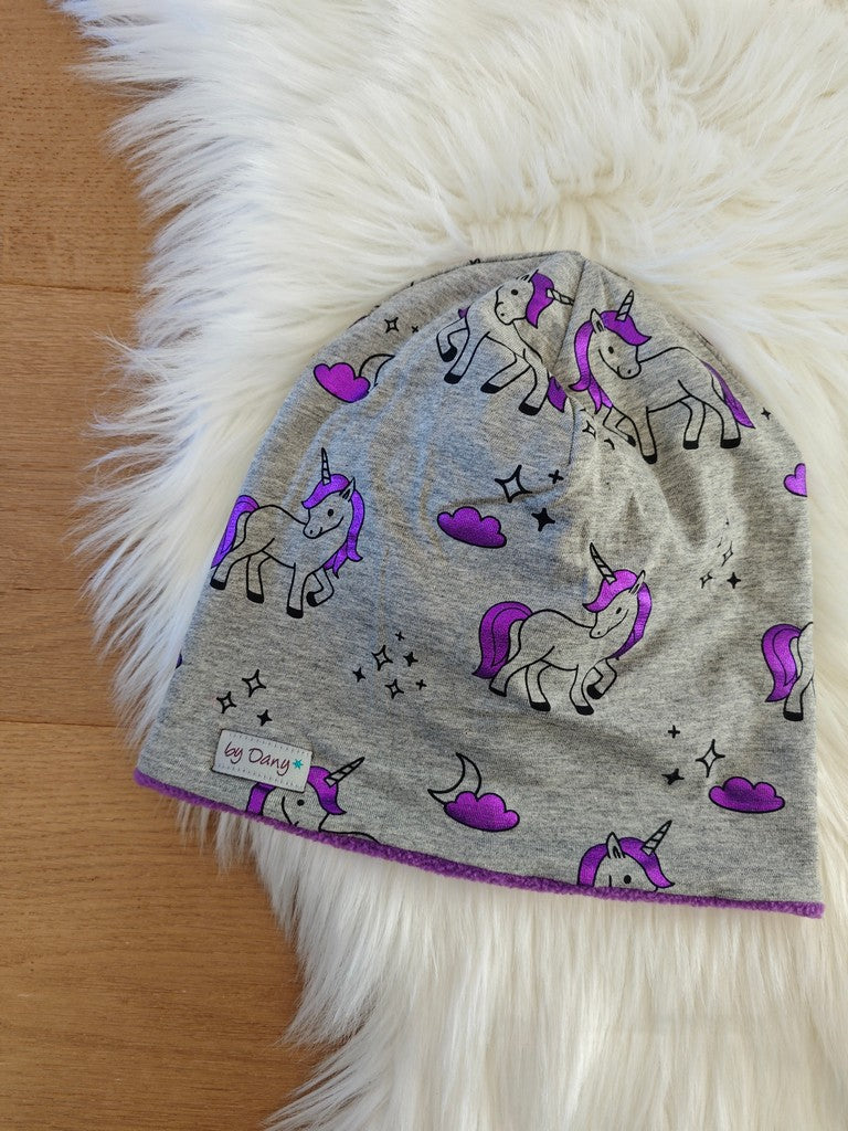 Beanie innen gefüttert glanz Einhorn lila ca. 50 cm