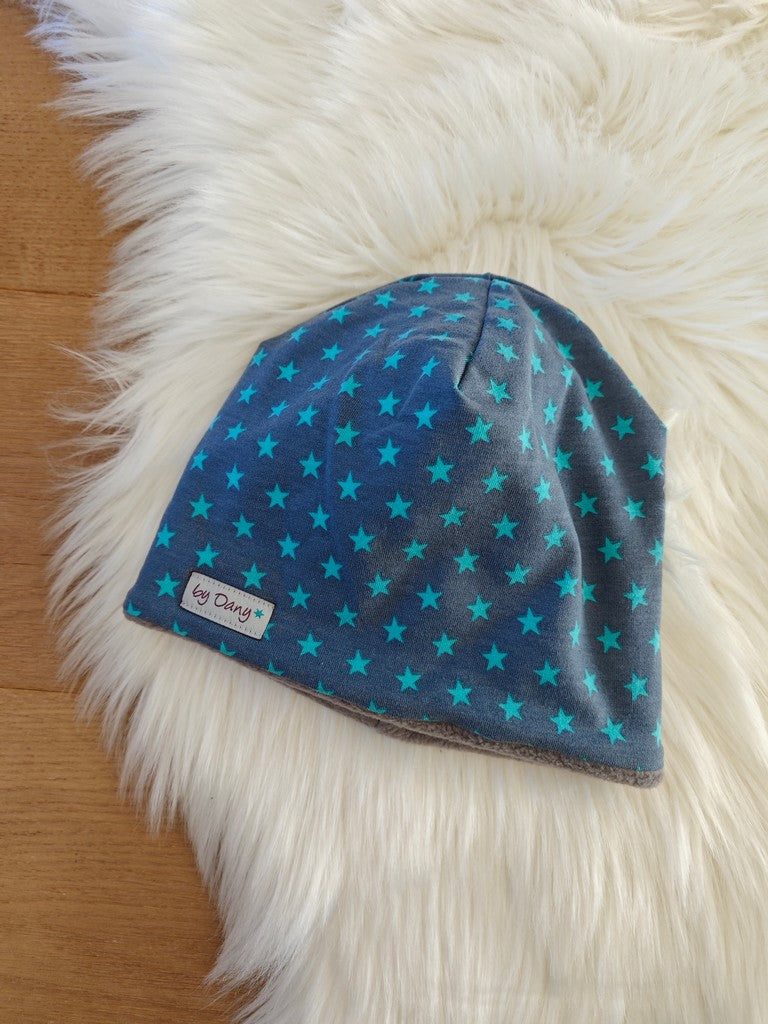 Beanie innen gefüttert minte Sterne auf grau ca. 46-48 cm