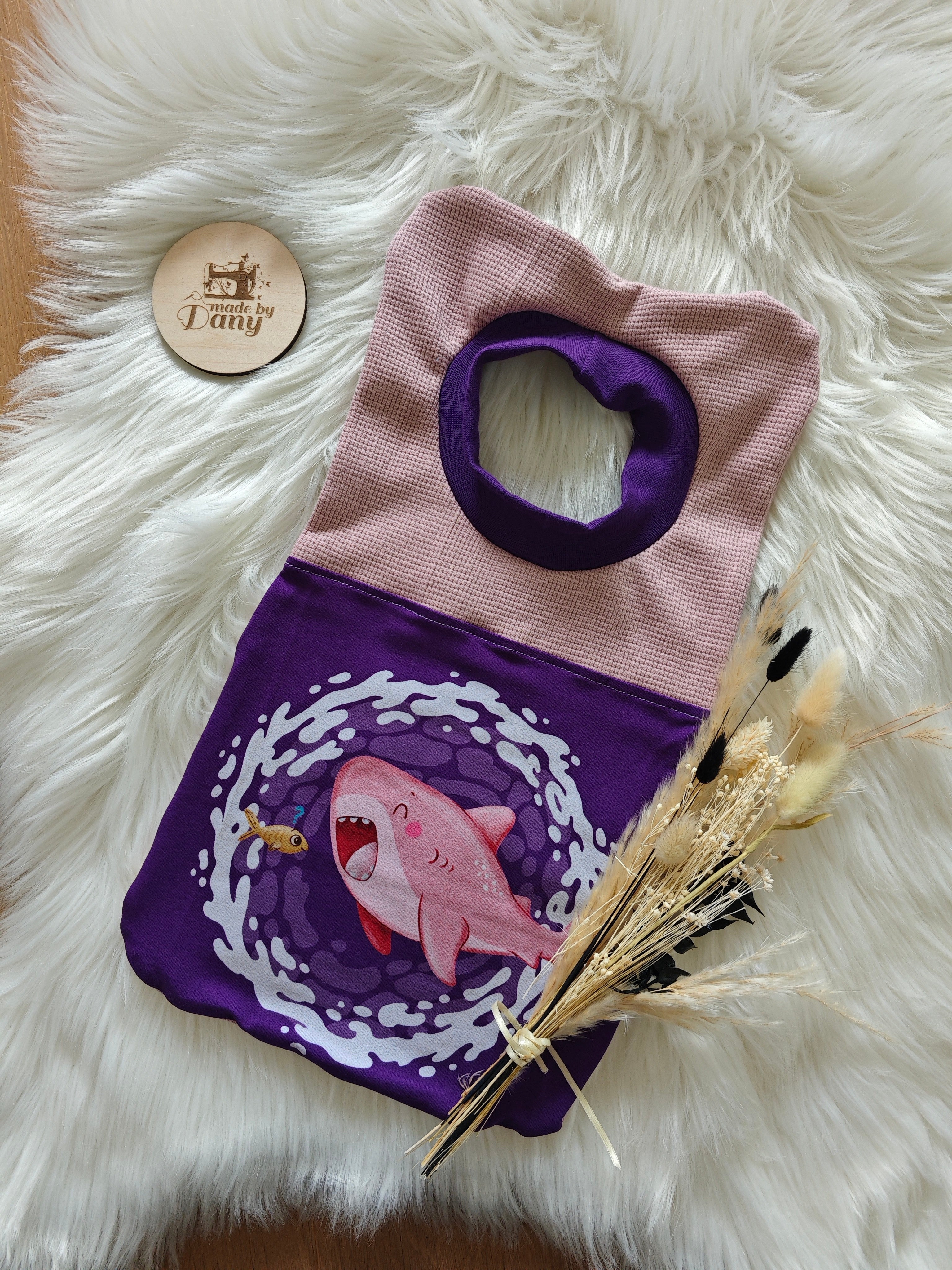 Schlupflätzchen Hai violett