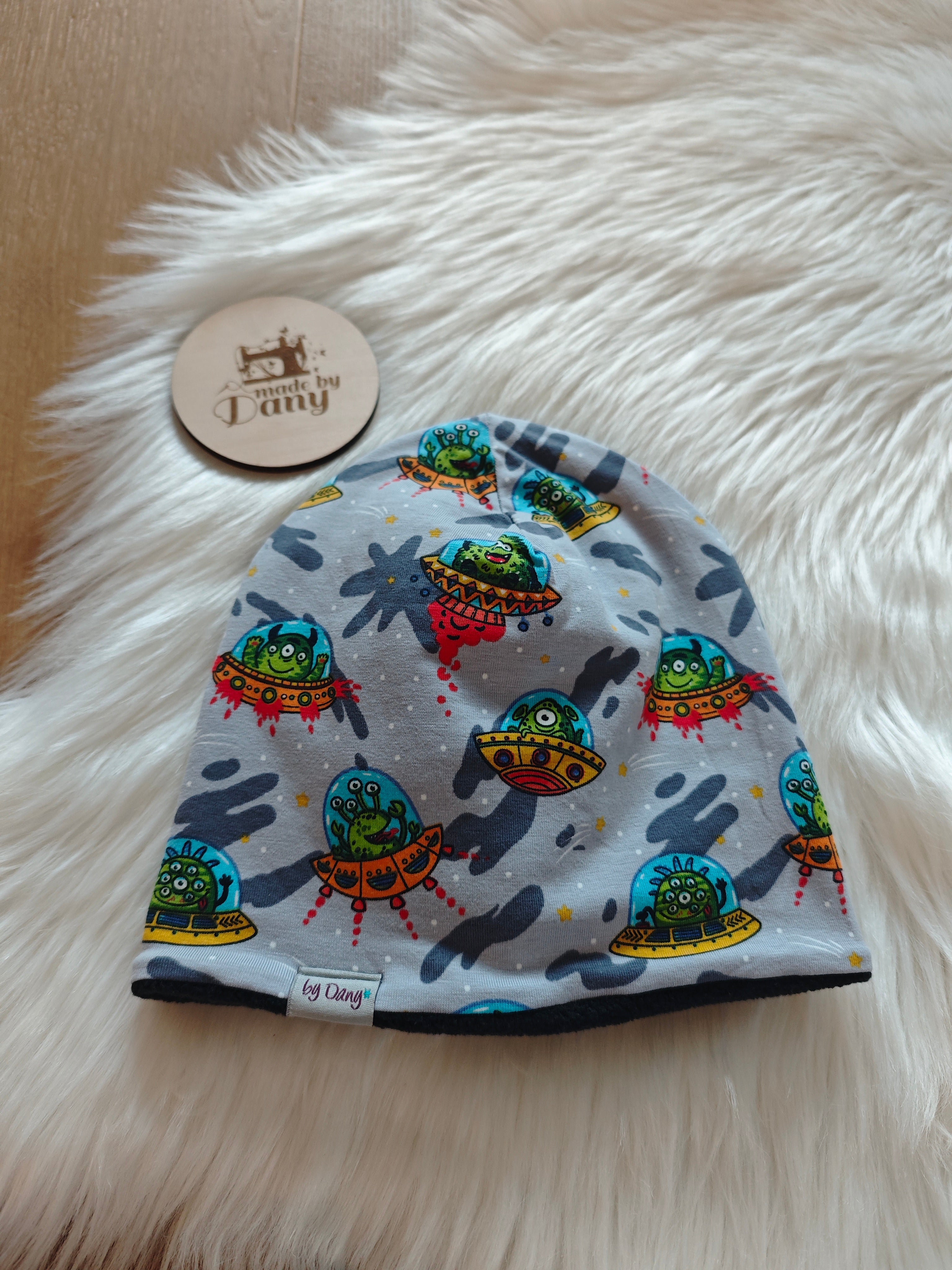 Beanie innen gefüttert Ufo grau ca. 50-52 cm