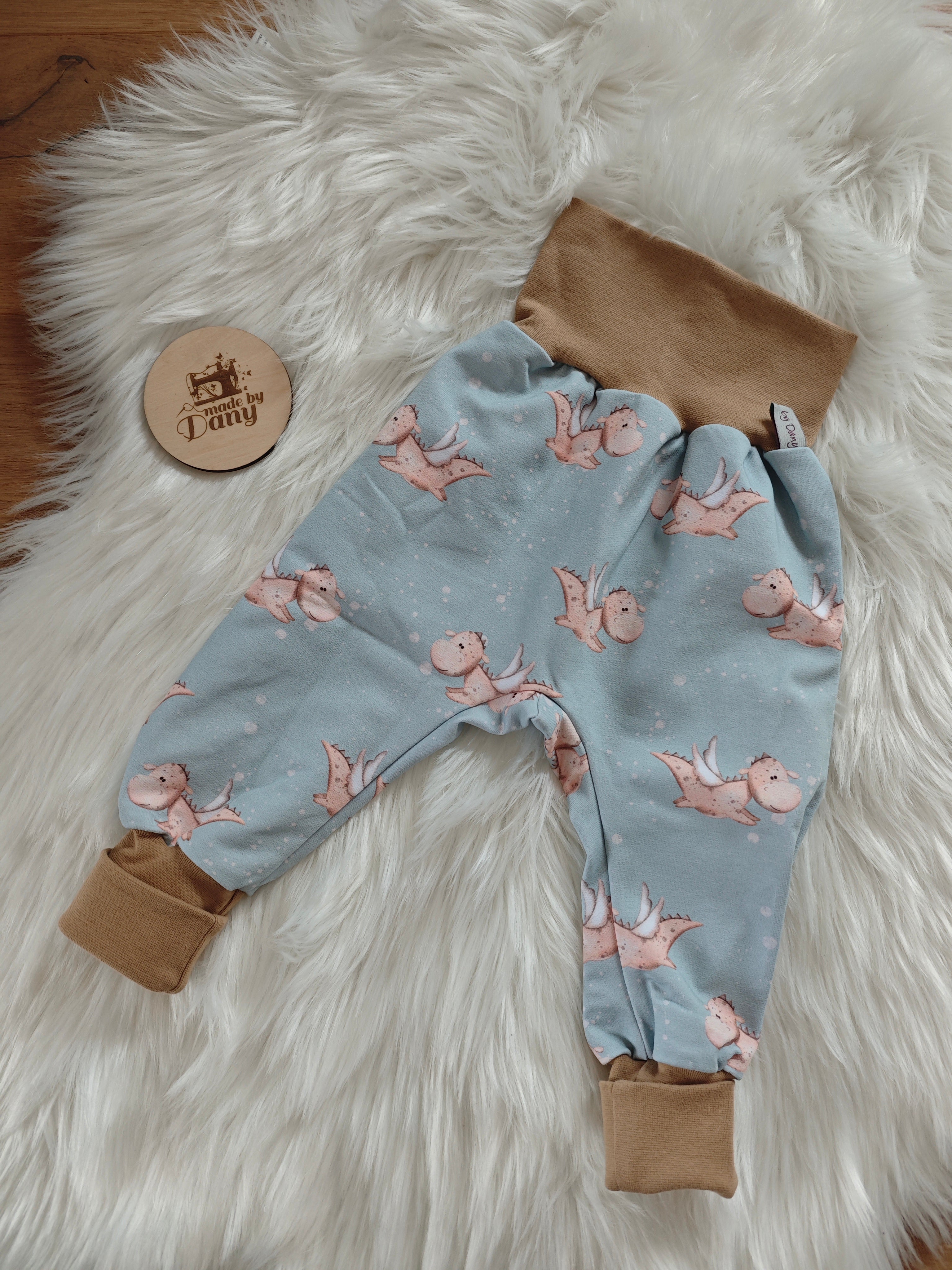 Pumphosen lang fliegender Baby Drache 86/92