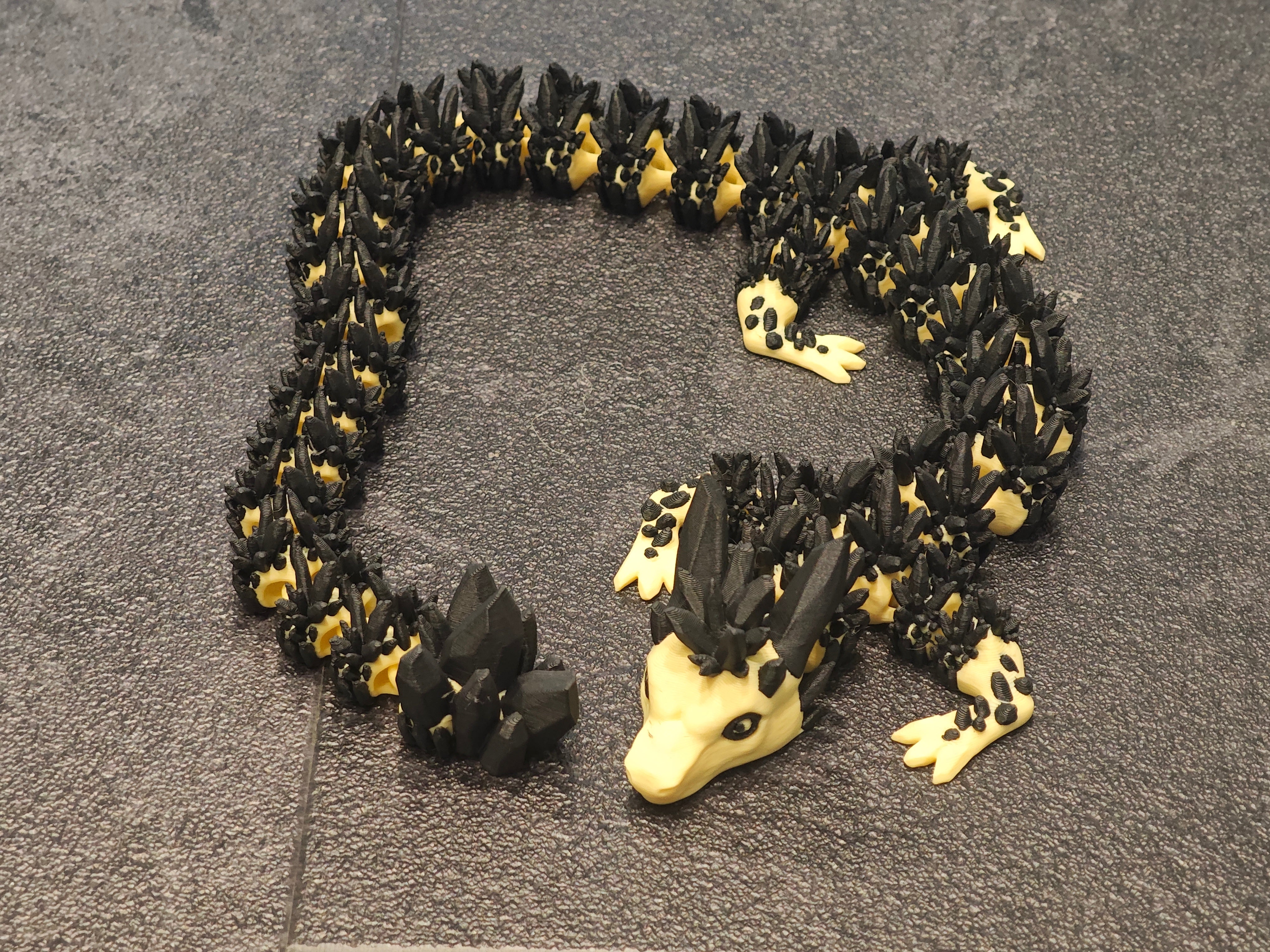 Crystal Drache gelb schwarz