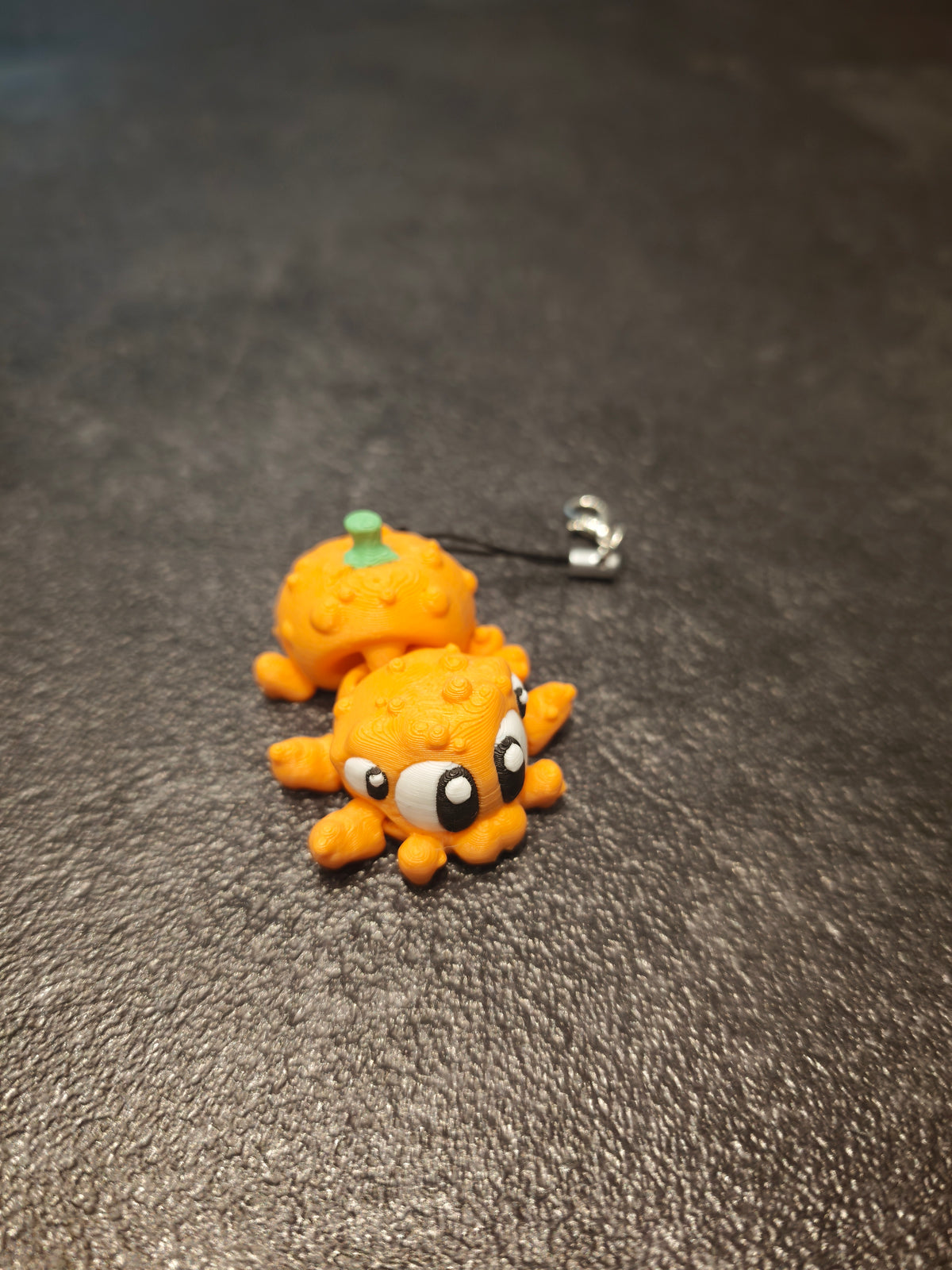 Schlüsselanhänger Halloween Spinne Kürbis