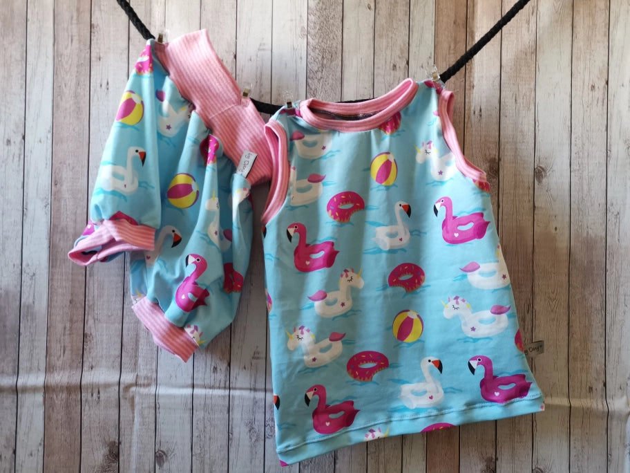 Set Badespass Flamingo, Einhorn 1x Pumphose kurz (98/104) & 1x Träger Shirt (98)