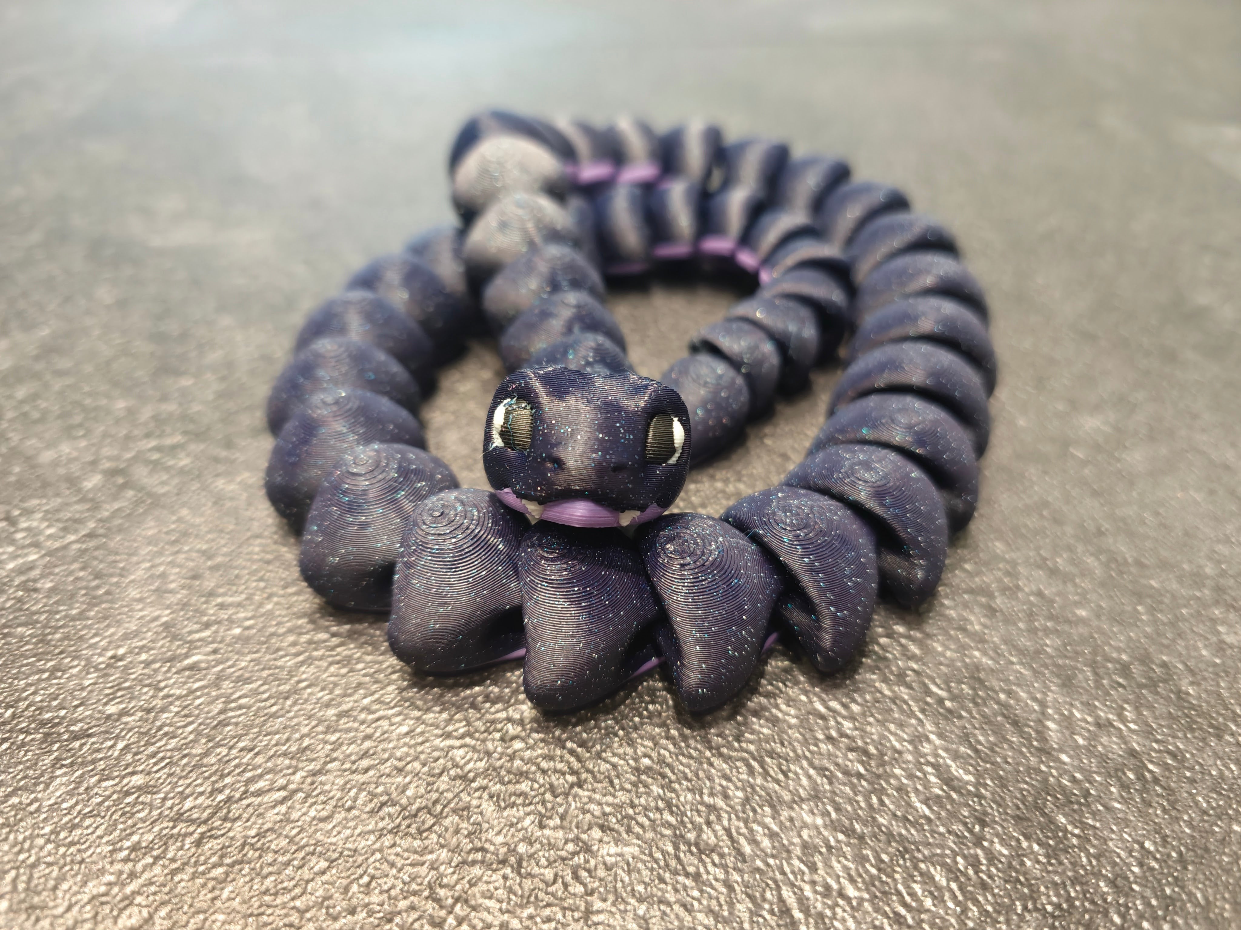 Schlange Galaxy Dark blue glitzer violett