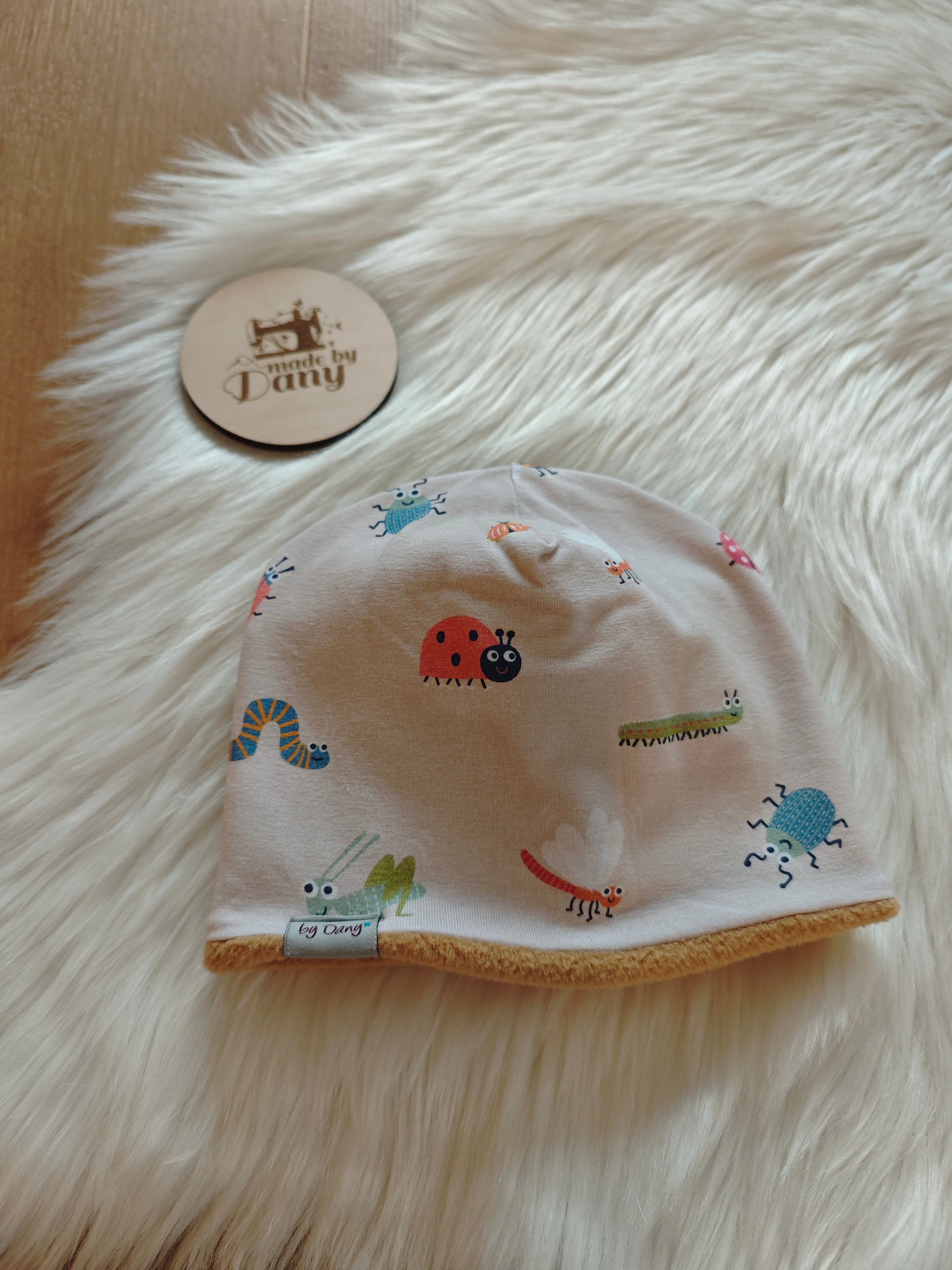 Beanie innen gefüttert Krabbeltiere beige ca. 43-45 cm