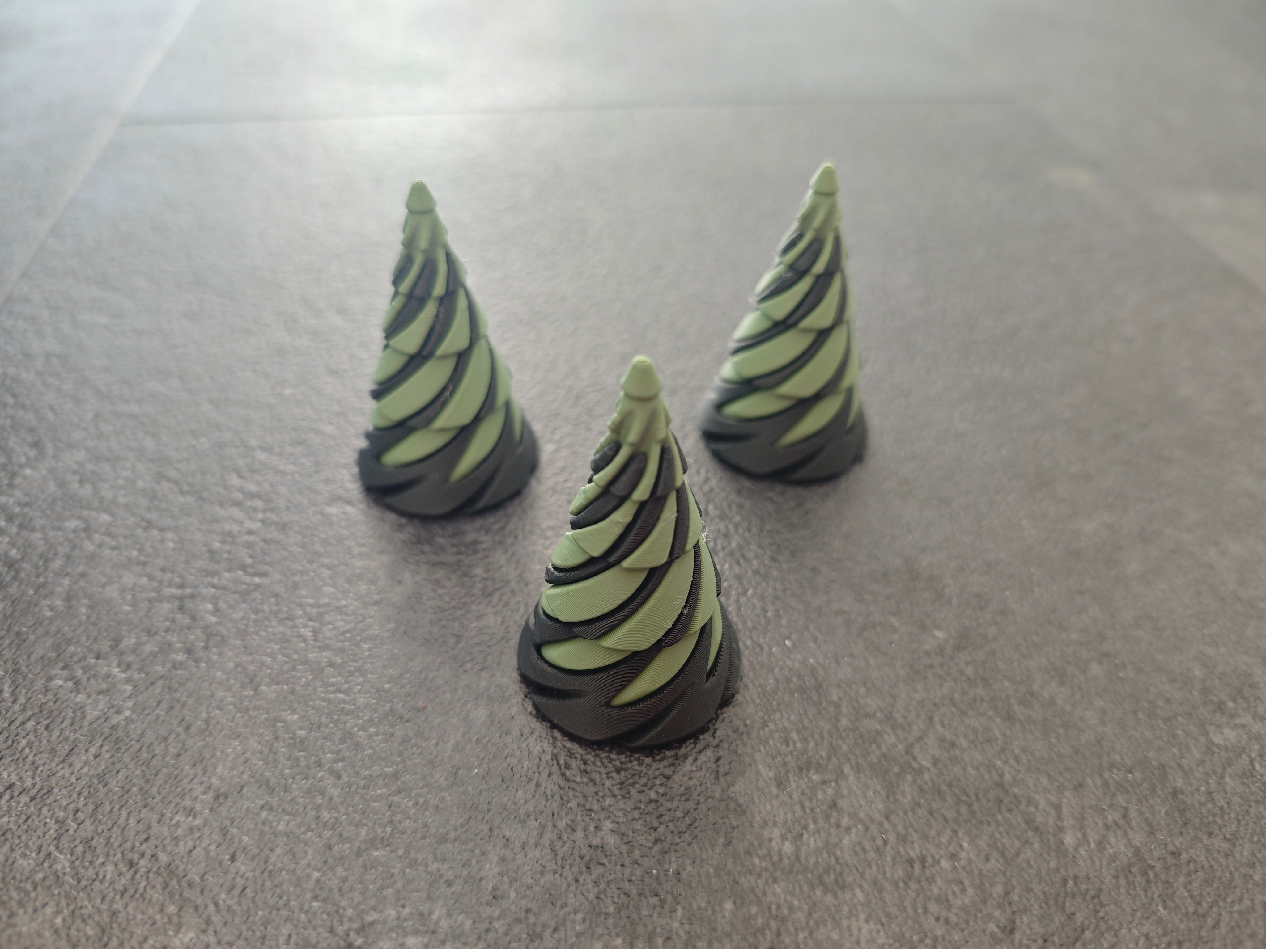 Unmöglicher Kegel (Christmas) schwarz, grün