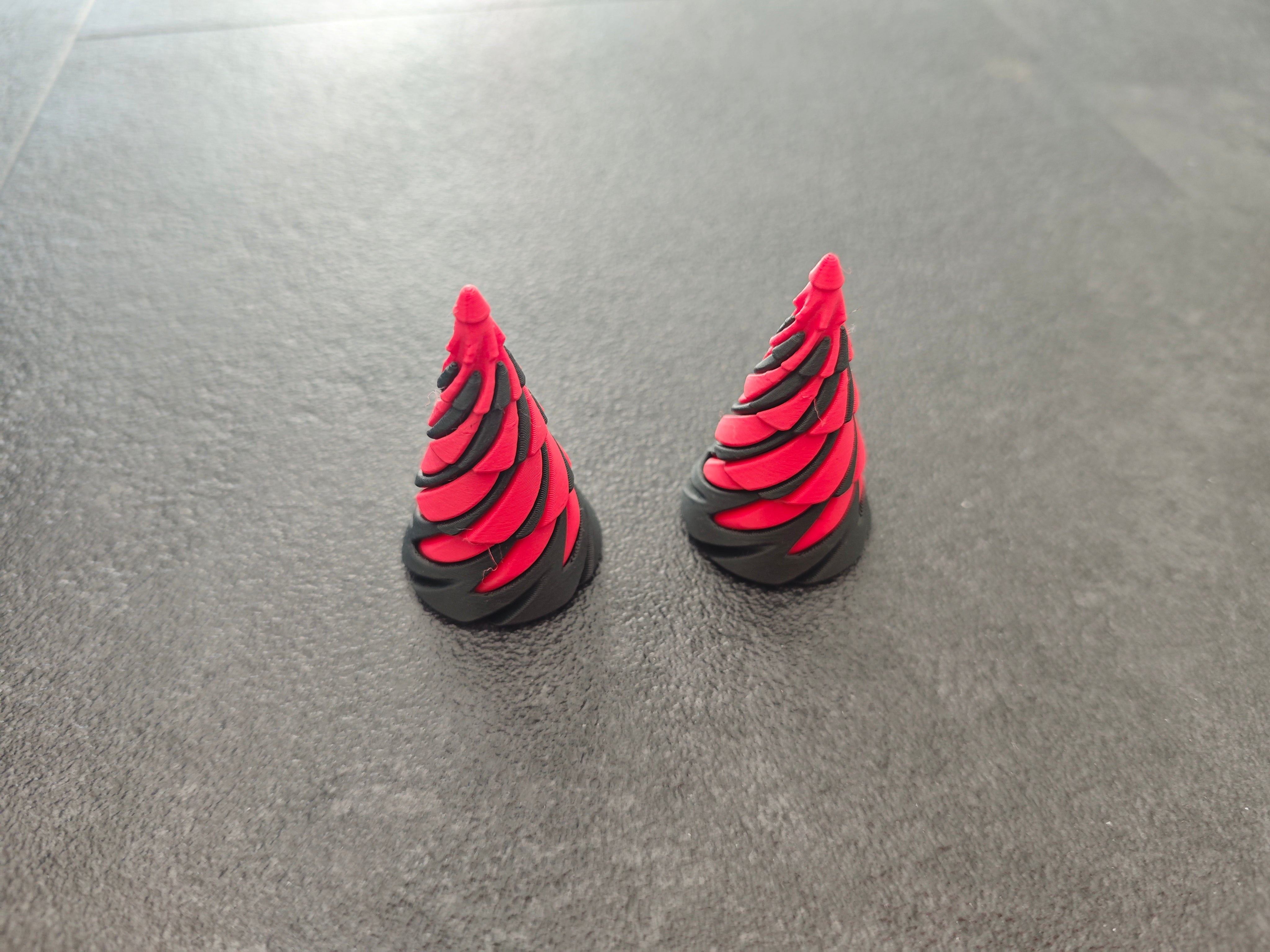 Unmöglicher Kegel (Christmas) schwarz, rot